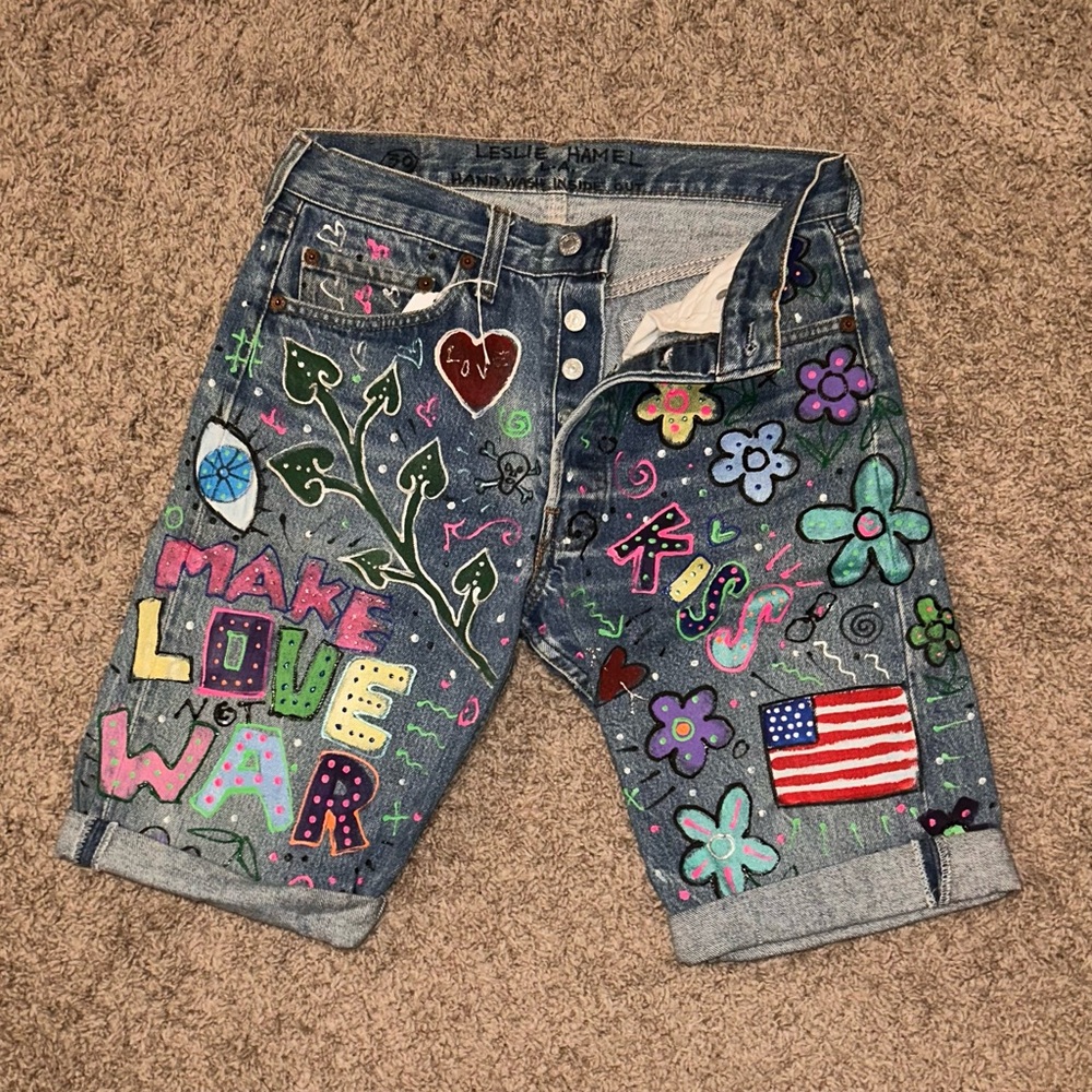 Leslie Hamel Original Hand-Painted Denim Shorts Levi’s 501 Size 6/8